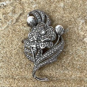 Kenneth J Lane for Avon Vintage Marcasite Floral Brooch Pin With Faux Pearls